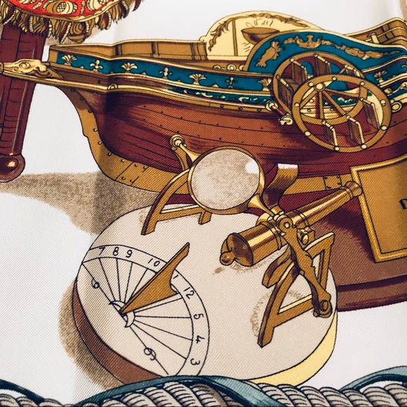 Authentic Vintage Hermes Silk Scarf - 90cm - Musee with Original Hermes Envelop - Picture 11 of 15